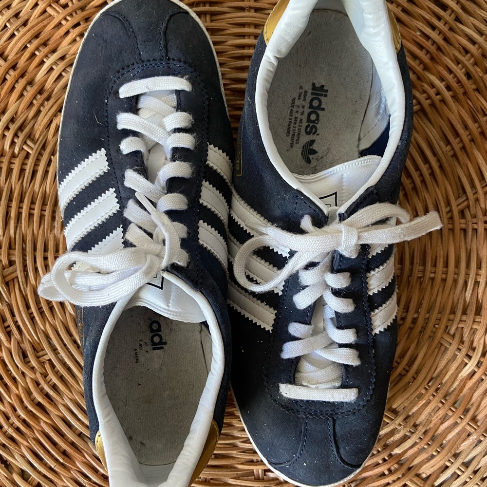 Adidas Original Blue Suede Gazelle. Women size 5.5